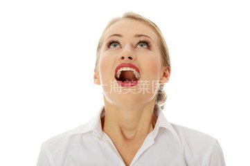 为什么我看起来不温柔?因为我的咬肌很大